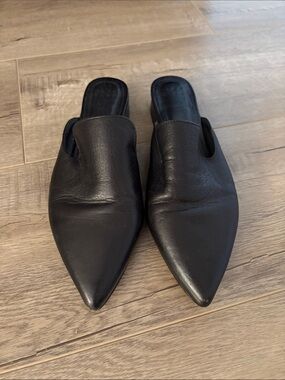 Classic Pointed Black Leather Slip-On Mules